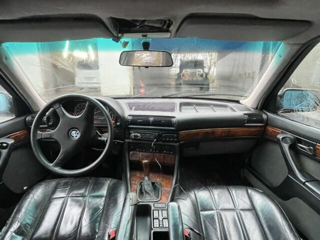 Коричневий БМВ 7 Серія, об'ємом двигуна 3 л та пробігом 365 тис. км за 2500 $, фото 6 на Automoto.ua