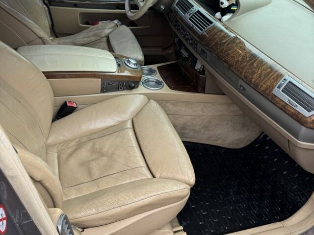 Коричневий БМВ 7 Серія, об'ємом двигуна 3.6 л та пробігом 3 тис. км за 7800 $, фото 17 на Automoto.ua