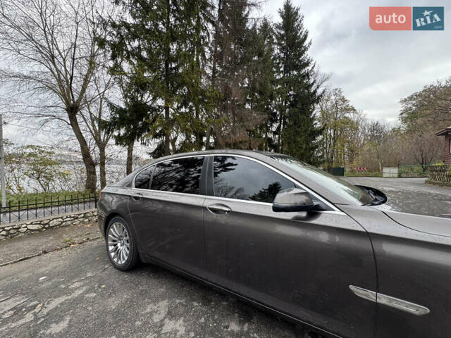 Коричневый БМВ 7 Серия, объемом двигателя 2.98 л и пробегом 197 тыс. км за 19999 $, фото 8 на Automoto.ua