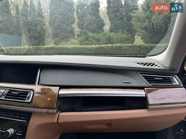 Коричневый БМВ 7 Серия, объемом двигателя 2.98 л и пробегом 197 тыс. км за 19999 $, фото 44 на Automoto.ua