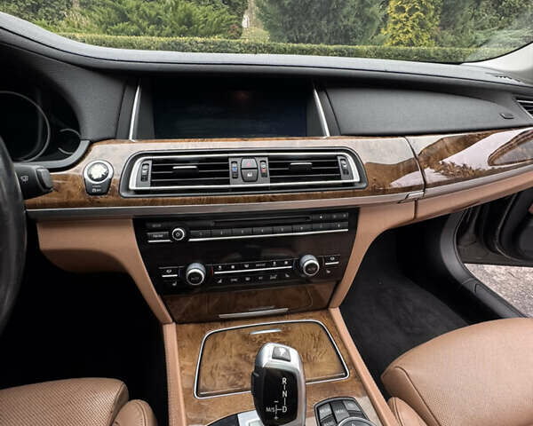 Коричневый БМВ 7 Серия, объемом двигателя 2.98 л и пробегом 197 тыс. км за 19999 $, фото 55 на Automoto.ua