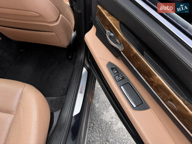 Коричневый БМВ 7 Серия, объемом двигателя 2.98 л и пробегом 197 тыс. км за 19999 $, фото 33 на Automoto.ua