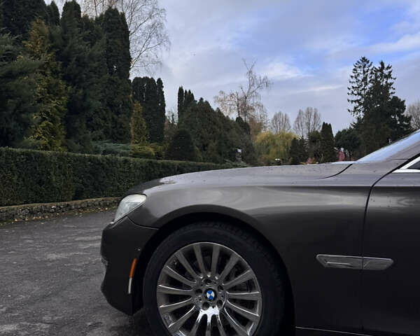 Коричневый БМВ 7 Серия, объемом двигателя 2.98 л и пробегом 197 тыс. км за 19999 $, фото 2 на Automoto.ua