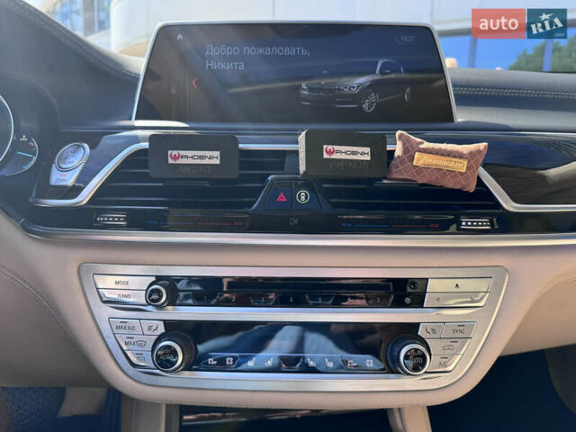 Коричневый БМВ 7 Серия, объемом двигателя 4.39 л и пробегом 74 тыс. км за 37500 $, фото 33 на Automoto.ua