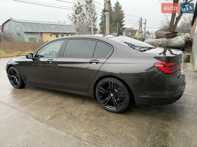 Коричневый БМВ 7 Серия, объемом двигателя 3 л и пробегом 209 тыс. км за 25900 $, фото 18 на Automoto.ua