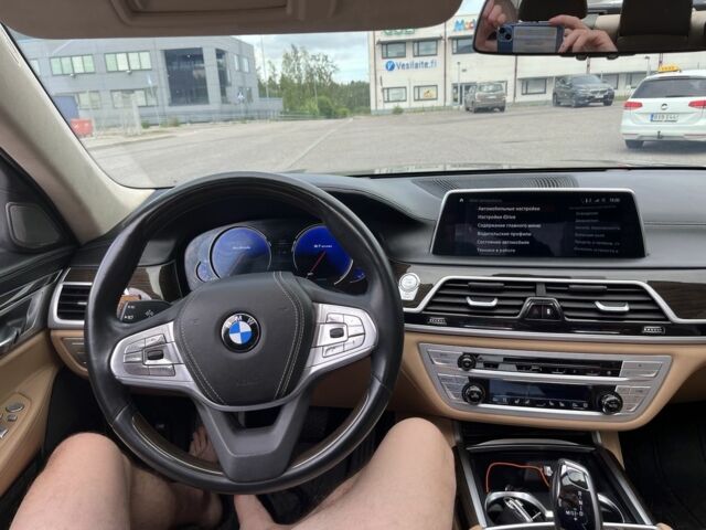 Коричневый БМВ 7 Серия, объемом двигателя 4.4 л и пробегом 180 тыс. км за 40000 $, фото 3 на Automoto.ua