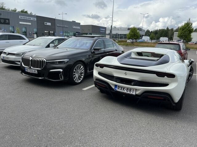 Коричневый БМВ 7 Серия, объемом двигателя 4.4 л и пробегом 180 тыс. км за 40000 $, фото 2 на Automoto.ua