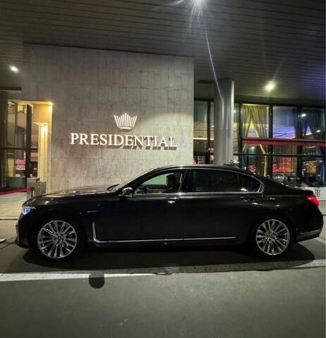 Коричневый БМВ 7 Серия, объемом двигателя 4.4 л и пробегом 180 тыс. км за 40000 $, фото 5 на Automoto.ua