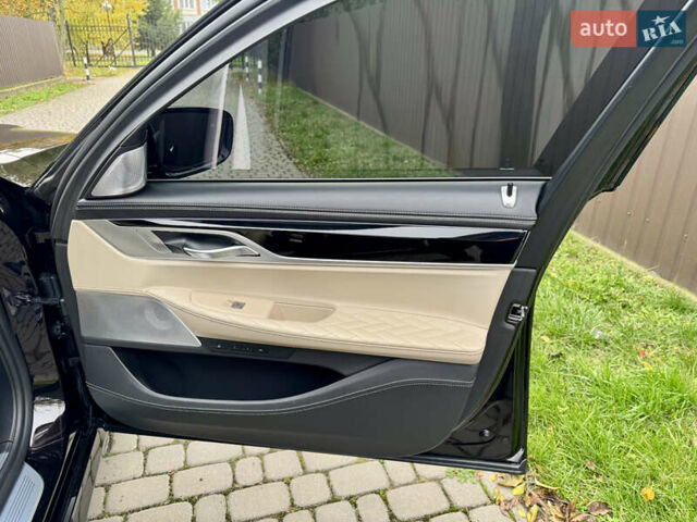 Коричневый БМВ 7 Серия, объемом двигателя 2.99 л и пробегом 141 тыс. км за 69999 $, фото 35 на Automoto.ua