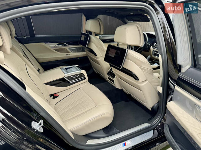 Коричневый БМВ 7 Серия, объемом двигателя 2.99 л и пробегом 141 тыс. км за 69999 $, фото 33 на Automoto.ua