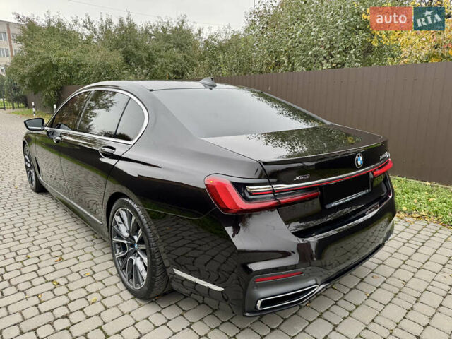 Коричневый БМВ 7 Серия, объемом двигателя 2.99 л и пробегом 141 тыс. км за 69999 $, фото 10 на Automoto.ua