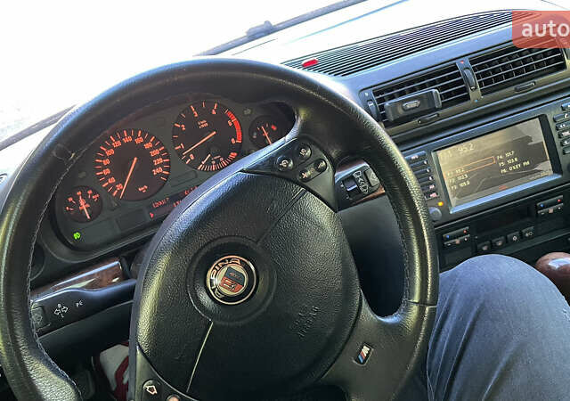 Красный БМВ 7 Серия, объемом двигателя 2.93 л и пробегом 500 тыс. км за 6400 $, фото 18 на Automoto.ua