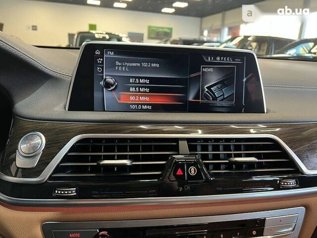 БМВ 7 Серия, объемом двигателя 3 л и пробегом 101 тыс. км за 50000 $, фото 11 на Automoto.ua
