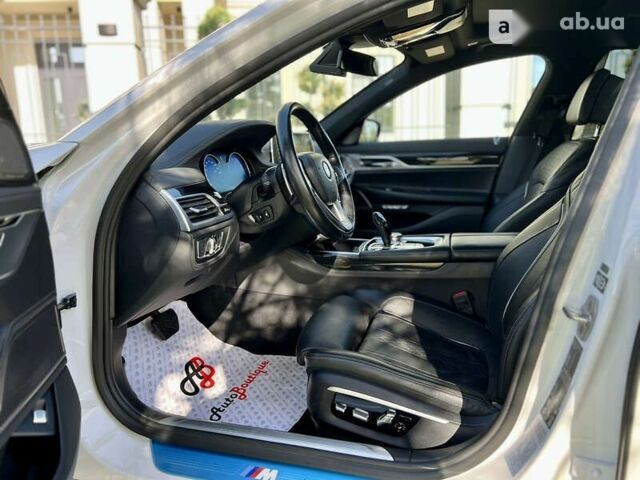 БМВ 7 Серия, объемом двигателя 3 л и пробегом 140 тыс. км за 55000 $, фото 19 на Automoto.ua