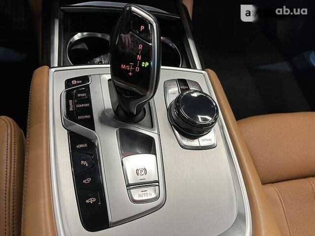 БМВ 7 Серия, объемом двигателя 3 л и пробегом 101 тыс. км за 50000 $, фото 8 на Automoto.ua