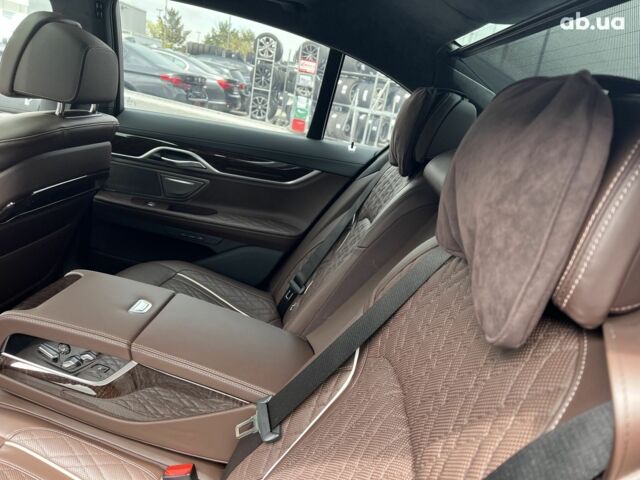 БМВ 7 Серия, объемом двигателя 3 л и пробегом 65 тыс. км за 82636 $, фото 9 на Automoto.ua