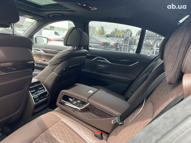 БМВ 7 Серия, объемом двигателя 3 л и пробегом 65 тыс. км за 82636 $, фото 10 на Automoto.ua