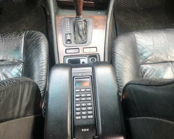 БМВ 7 Серия, объемом двигателя 3 л и пробегом 250 тыс. км за 2850 $, фото 7 на Automoto.ua