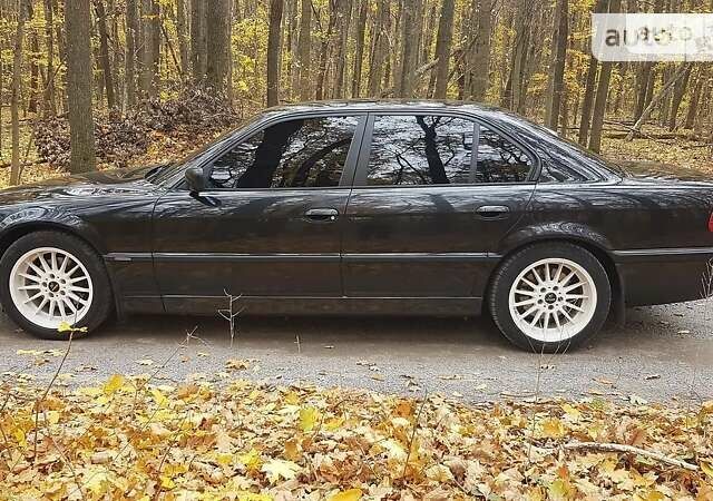 БМВ 7 Серия, объемом двигателя 3.5 л и пробегом 312 тыс. км за 7500 $, фото 20 на Automoto.ua