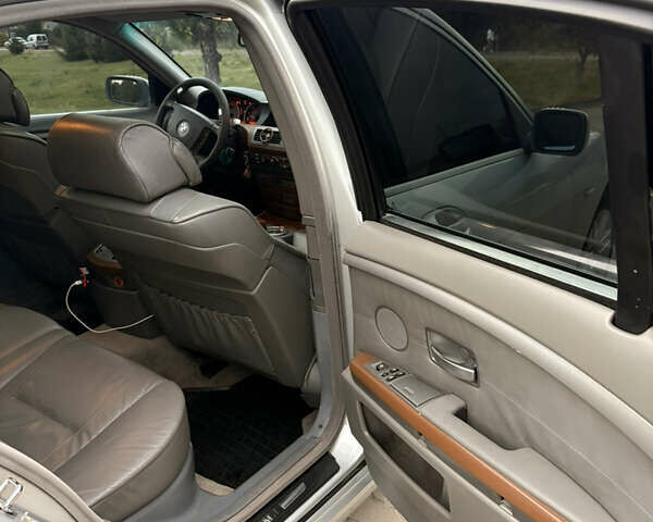 БМВ 7 Серия, объемом двигателя 3 л и пробегом 430 тыс. км за 7000 $, фото 12 на Automoto.ua