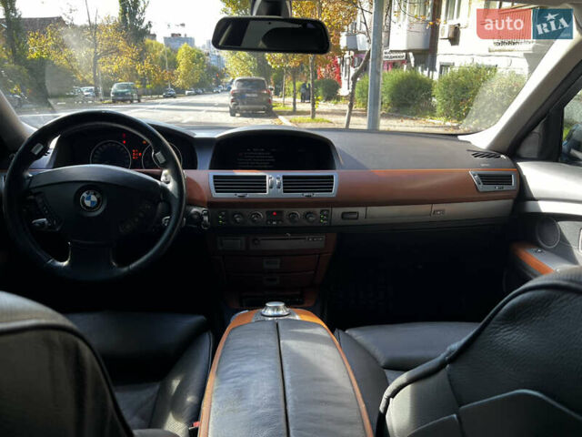 БМВ 7 Серия, объемом двигателя 3 л и пробегом 300 тыс. км за 6500 $, фото 25 на Automoto.ua