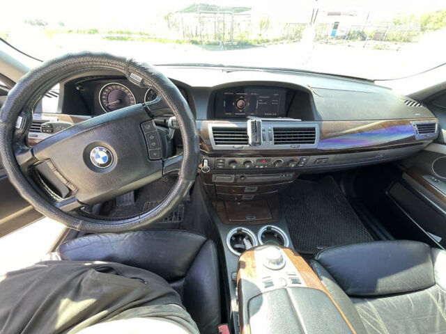 БМВ 7 Серія, об'ємом двигуна 4.4 л та пробігом 330 тис. км за 6300 $, фото 9 на Automoto.ua