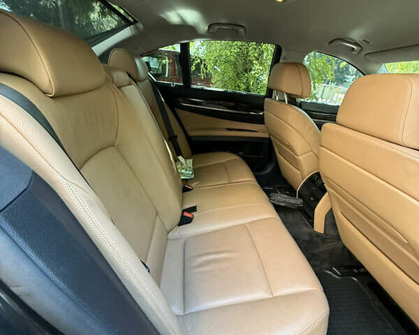 БМВ 7 Серия, объемом двигателя 2.99 л и пробегом 215 тыс. км за 14800 $, фото 8 на Automoto.ua