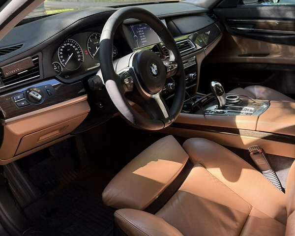БМВ 7 Серия, объемом двигателя 2.99 л и пробегом 215 тыс. км за 14800 $, фото 6 на Automoto.ua