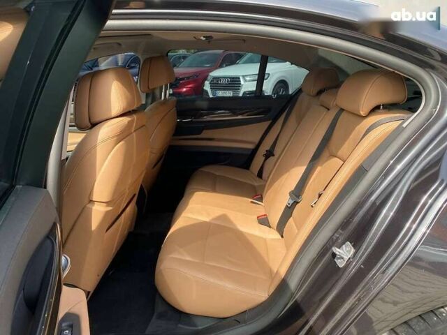 БМВ 7 Серія, об'ємом двигуна 3 л та пробігом 225 тис. км за 17950 $, фото 23 на Automoto.ua