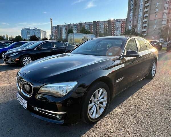 БМВ 7 Серія, об'ємом двигуна 2.98 л та пробігом 127 тис. км за 17900 $, фото 2 на Automoto.ua