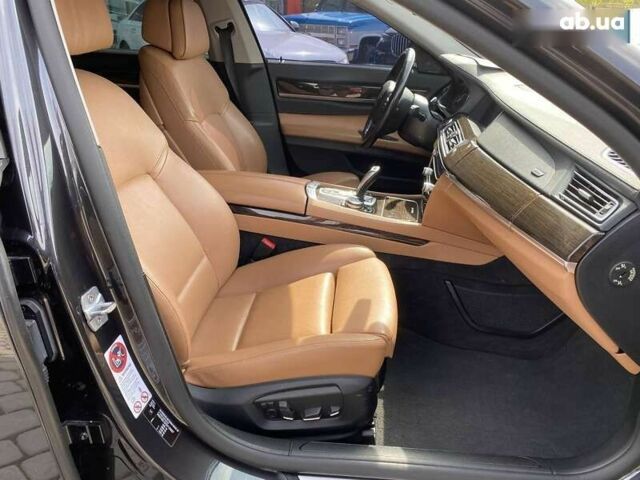 БМВ 7 Серія, об'ємом двигуна 3 л та пробігом 225 тис. км за 17950 $, фото 27 на Automoto.ua
