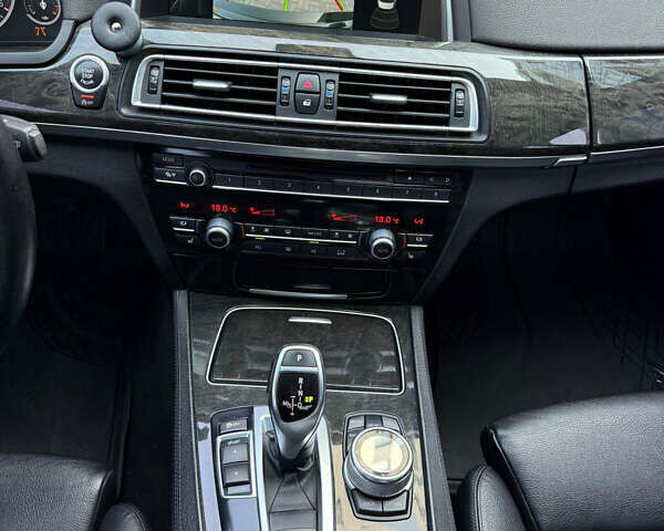 БМВ 7 Серия, объемом двигателя 3 л и пробегом 258 тыс. км за 22500 $, фото 11 на Automoto.ua