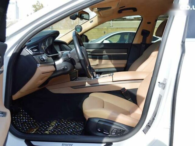 БМВ 7 Серия, объемом двигателя 0 л и пробегом 35 тыс. км за 33000 $, фото 20 на Automoto.ua