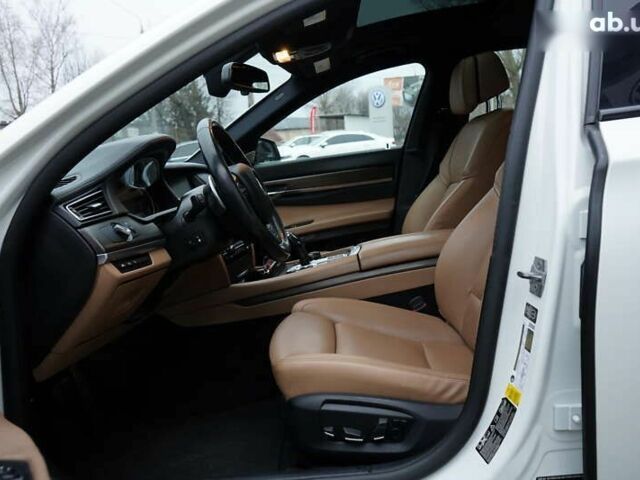 БМВ 7 Серия, объемом двигателя 3 л и пробегом 95 тыс. км за 33500 $, фото 20 на Automoto.ua