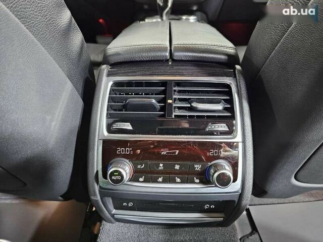 БМВ 7 Серия 2015 в Киеве на Automoto.ua БМВ 7 Серия, объемом двигателя 4.4 л и пробегом 185 тыс. км за 29999 $, фото 19 на Automoto.ua