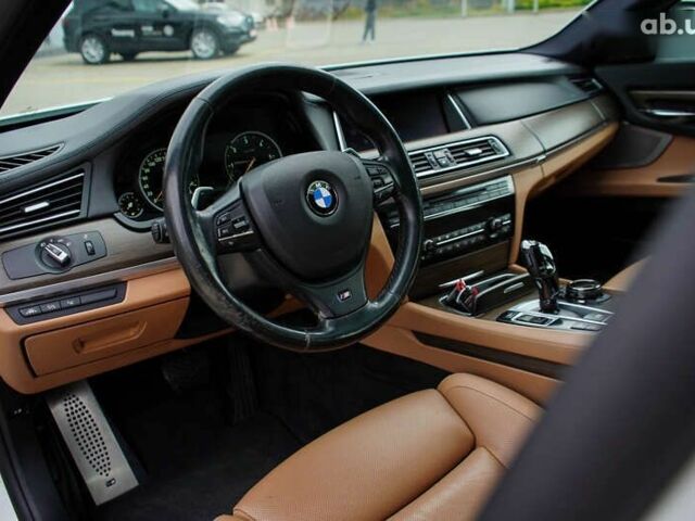 БМВ 7 Серия, объемом двигателя 0 л и пробегом 95 тыс. км за 27999 $, фото 14 на Automoto.ua