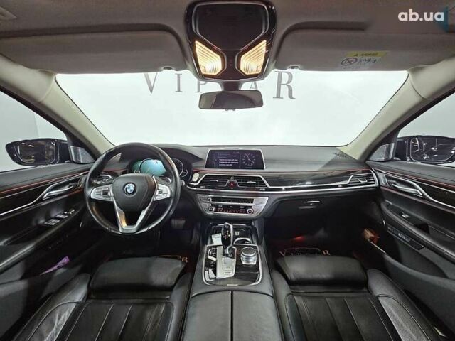 БМВ 7 Серия 2015 в Киеве на Automoto.ua БМВ 7 Серия, объемом двигателя 4.4 л и пробегом 185 тыс. км за 29999 $, фото 21 на Automoto.ua