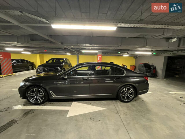 БМВ 7 Серия, объемом двигателя 3 л и пробегом 62 тыс. км за 39000 $, фото 4 на Automoto.ua