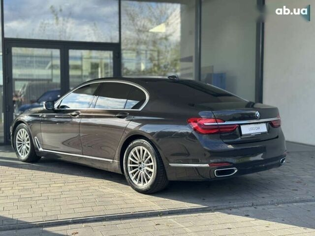 БМВ 7 Серия, объемом двигателя 3 л и пробегом 128 тыс. км за 41950 $, фото 3 на Automoto.ua