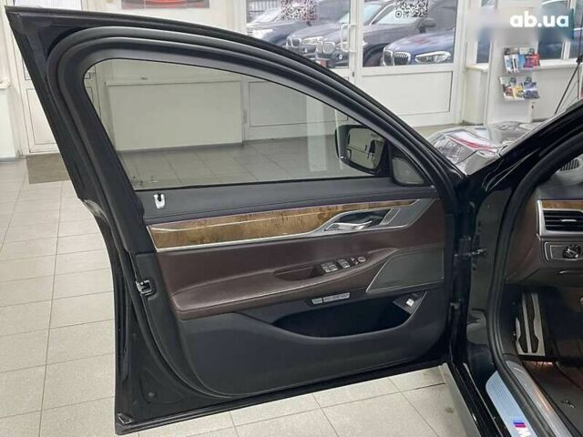 БМВ 7 Серия, объемом двигателя 3 л и пробегом 178 тыс. км за 39990 $, фото 17 на Automoto.ua