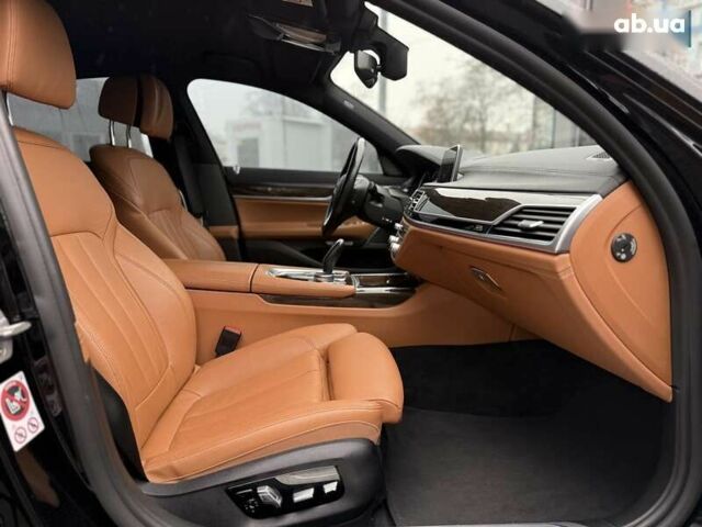 БМВ 7 Серія, об'ємом двигуна 2 л та пробігом 175 тис. км за 36999 $, фото 12 на Automoto.ua