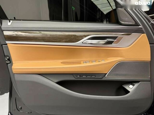 БМВ 7 Серия, объемом двигателя 3 л и пробегом 109 тыс. км за 73900 $, фото 24 на Automoto.ua