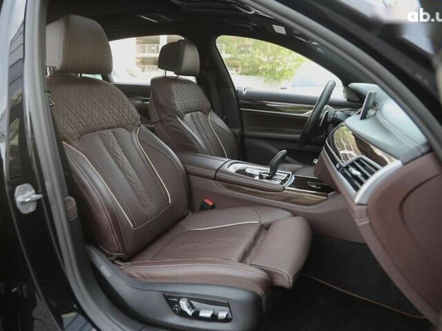 БМВ 7 Серія, об'ємом двигуна 4.4 л та пробігом 38 тис. км за 63000 $, фото 12 на Automoto.ua