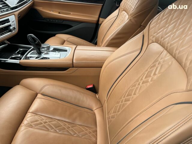 БМВ 7 Серия, объемом двигателя 3 л и пробегом 64 тыс. км за 69773 $, фото 24 на Automoto.ua