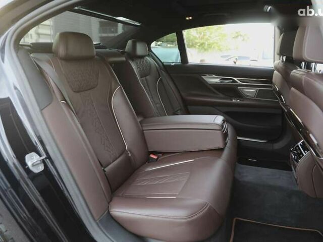 БМВ 7 Серія, об'ємом двигуна 4.4 л та пробігом 38 тис. км за 63000 $, фото 11 на Automoto.ua
