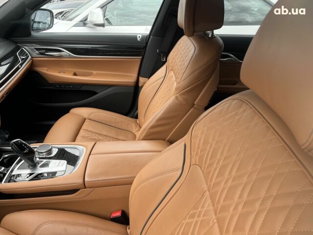 БМВ 7 Серия, объемом двигателя 3 л и пробегом 64 тыс. км за 69773 $, фото 23 на Automoto.ua