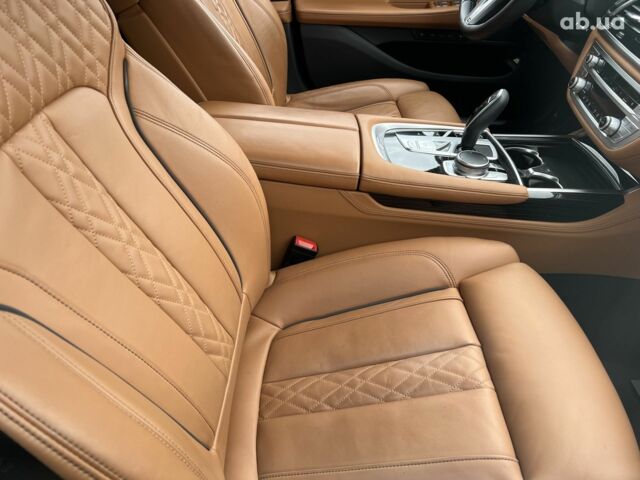 БМВ 7 Серия, объемом двигателя 3 л и пробегом 64 тыс. км за 69773 $, фото 10 на Automoto.ua