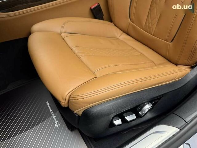 БМВ 7 Серия, объемом двигателя 3 л и пробегом 109 тыс. км за 73900 $, фото 28 на Automoto.ua
