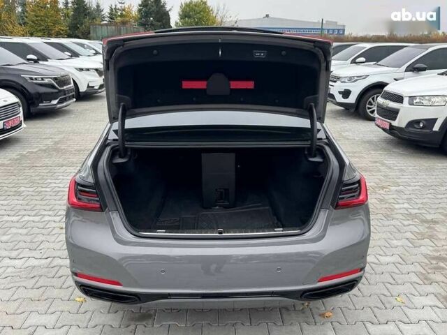 БМВ 7 Серия, объемом двигателя 3 л и пробегом 43 тыс. км за 105000 $, фото 14 на Automoto.ua