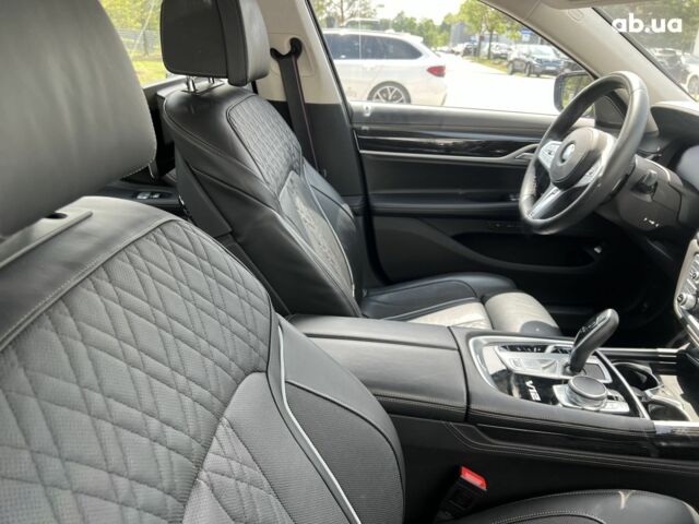 БМВ 7 Серия, объемом двигателя 6.59 л и пробегом 29 тыс. км за 119331 $, фото 39 на Automoto.ua